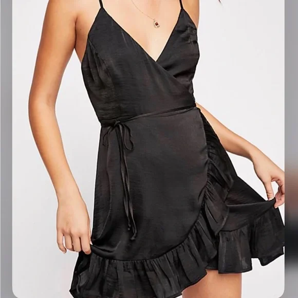 Brand new🔥Free People All My Love Wrap Shine Mini Dress In Black Satin - Picture 1 of 7